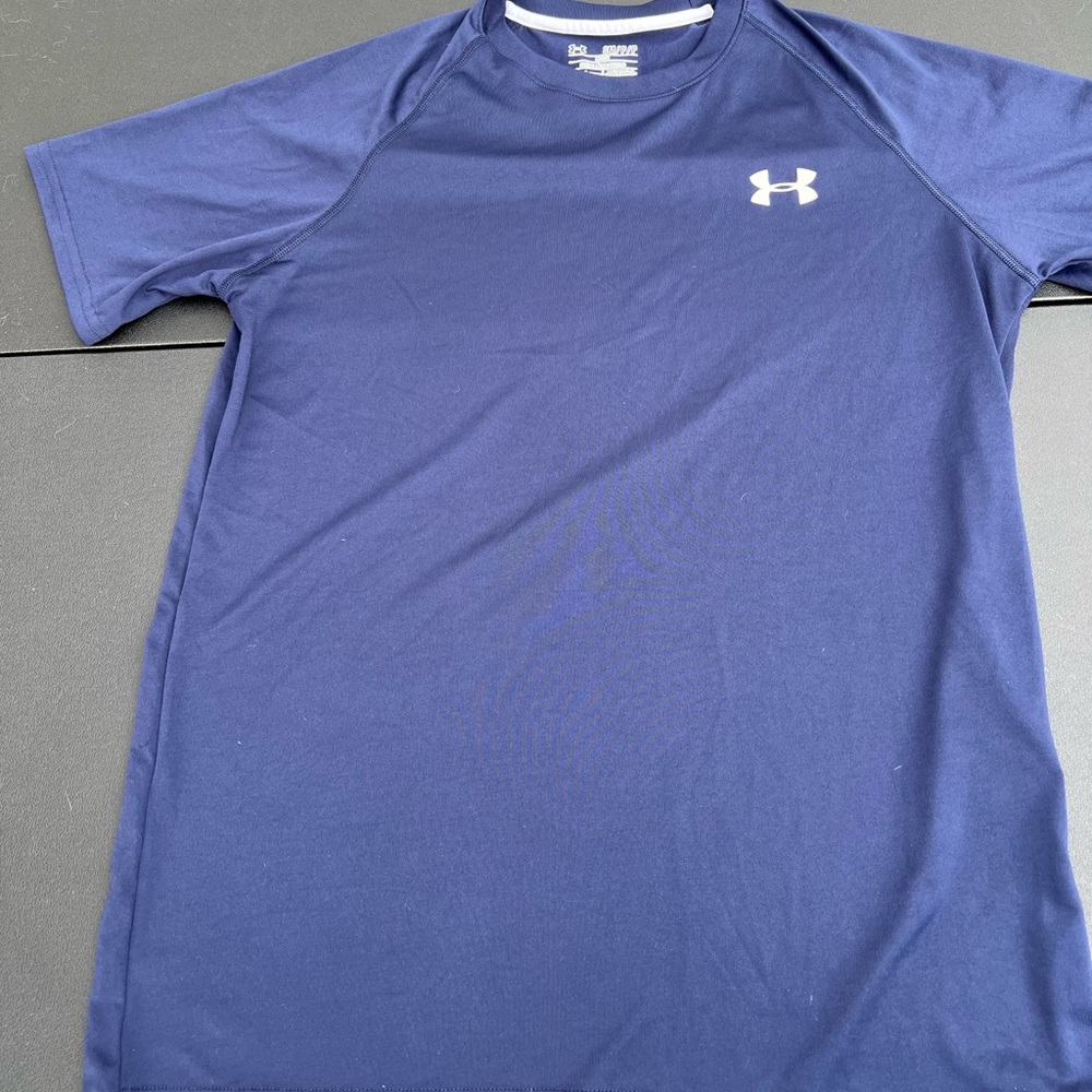 Men’s Small Under Armour T-shirt Heathers